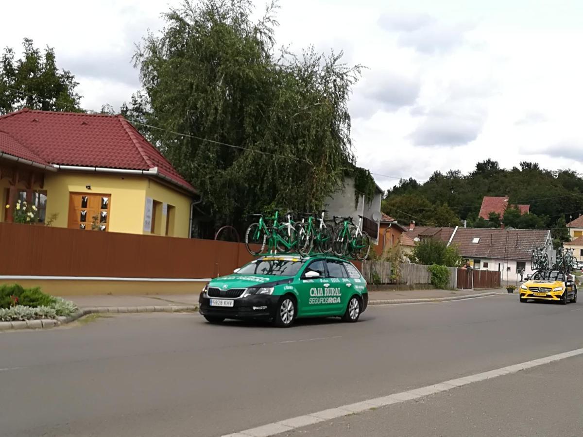 Vár-Liget Vendégház Kisnána Kültér fotó